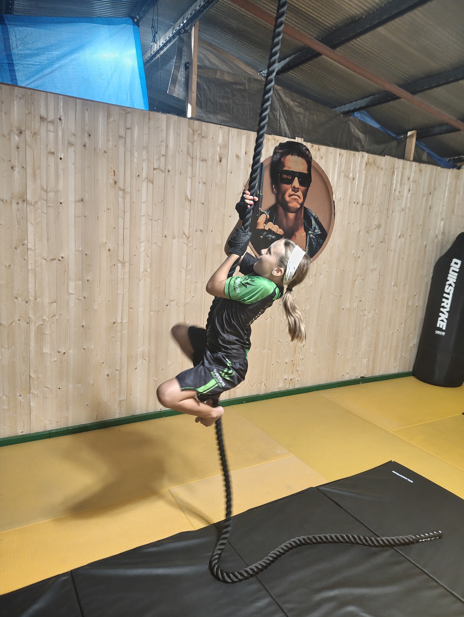 _images/climbing-rope-1.jpg